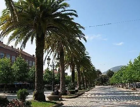 A Casa De Flora
